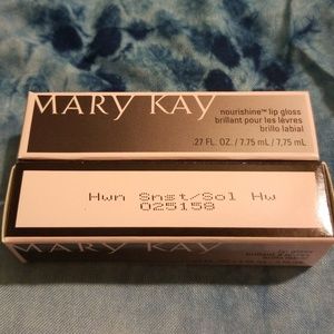 Mary Kay nourishine lip gloss